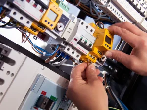 Boletines eléctricos urgentes en Valencia para particulares
