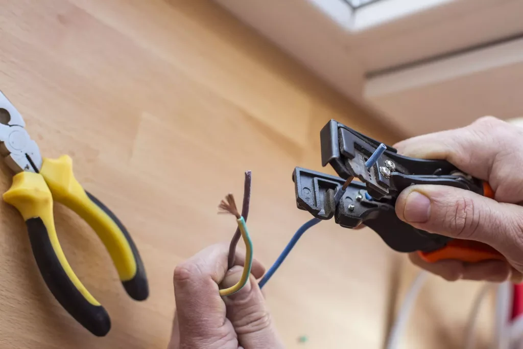Reparaciones eléctricas 24 horas en Torrent