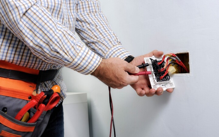 Reparaciones eléctricas 24 horas en Torrent